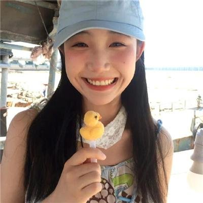 黄阿丽：小眼镜蛇